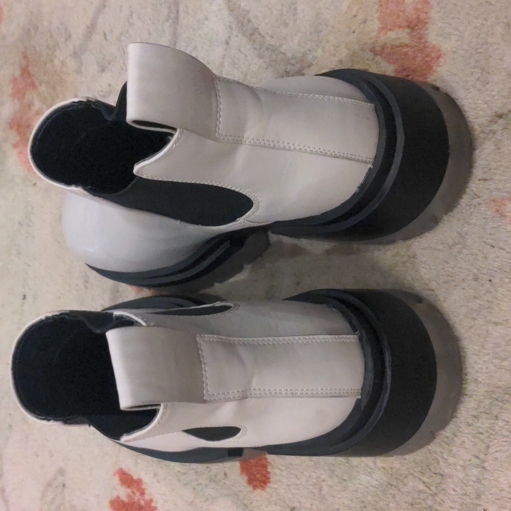 H&M Chelsea Boot - Picture 16 of 16